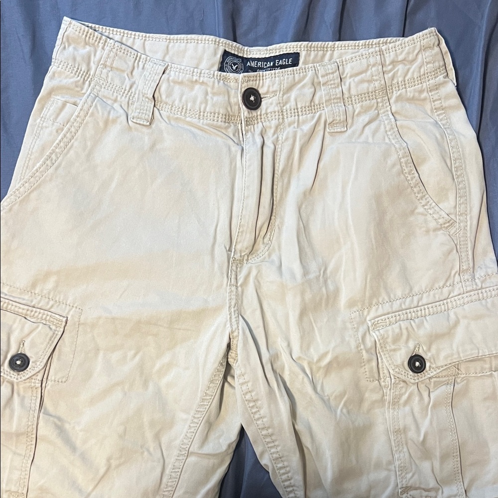 American Eagle Outfitters Tan Cargo Shorts